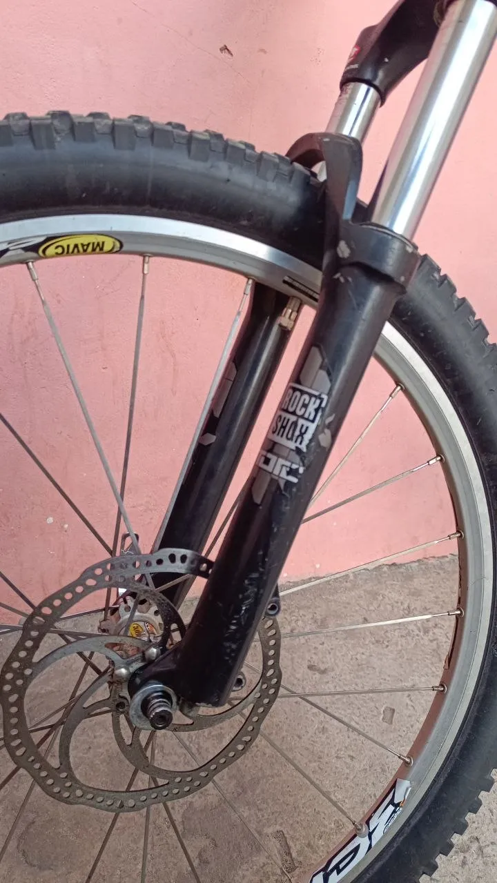 Штани вилки Rock Shox 26" 32 мм фото 1