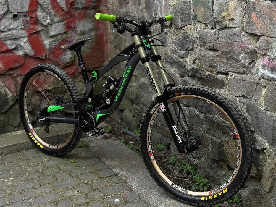 YT Industries Tues Comp. Edition M фото 1