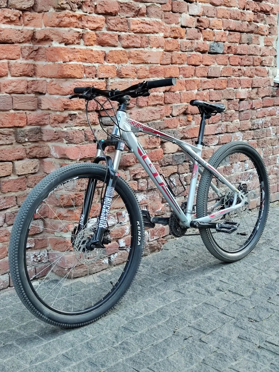 Велосипед GT Aggressoe Expert 27.5 М фото 1