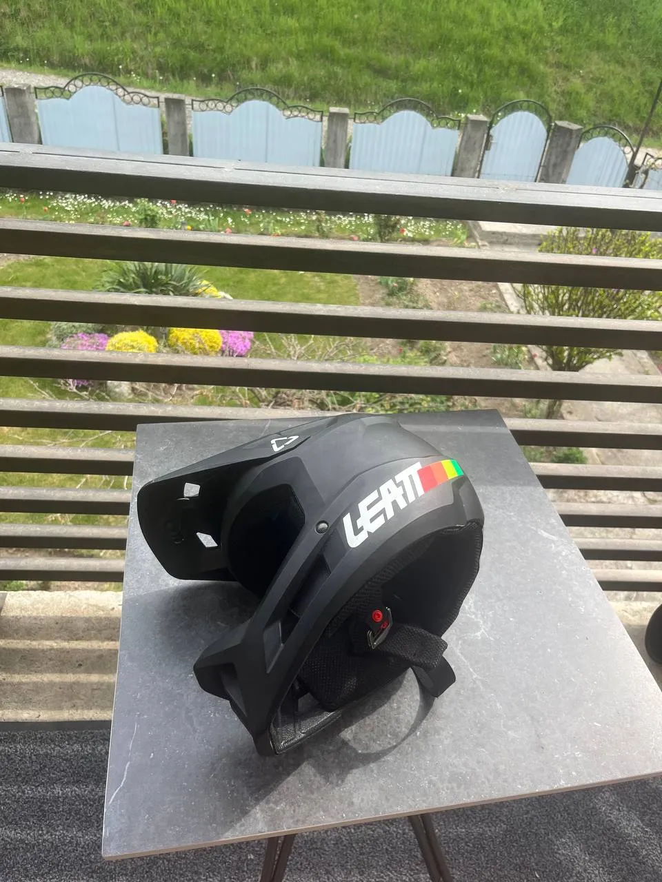 Шолом Leatt 1.0 фото 2