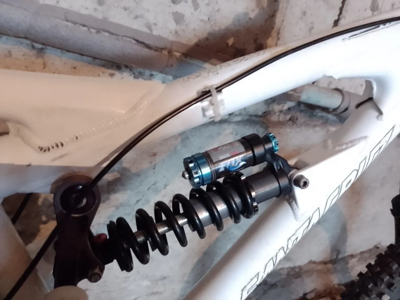 Рама Santa Cruz VP Free + амортизатор Fox DHX 5.0 + шатуни Race Face Ride DH фото 2