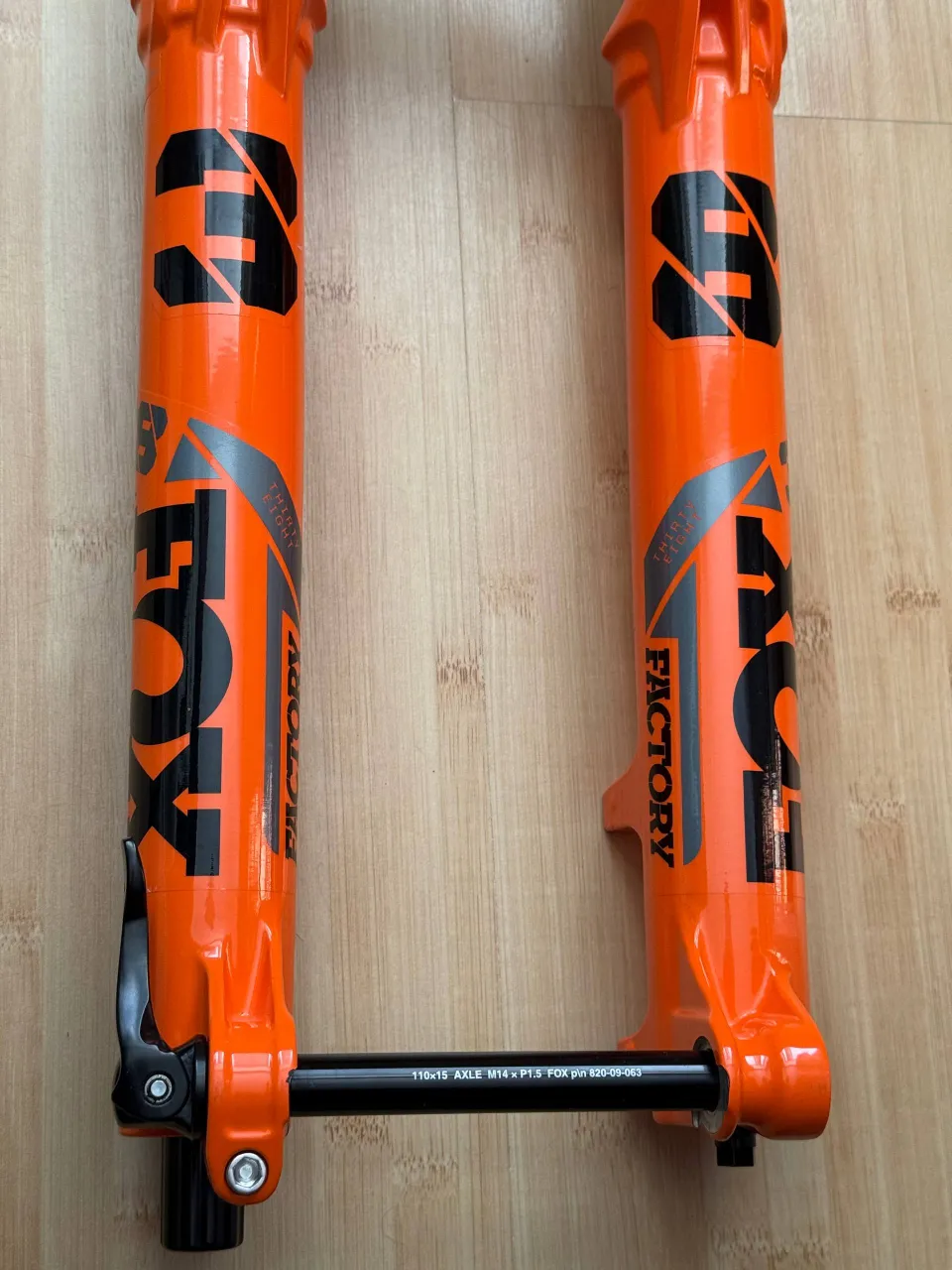 Fox 38 Grip2 Kashima вилка 27.5 170 мм фото 3