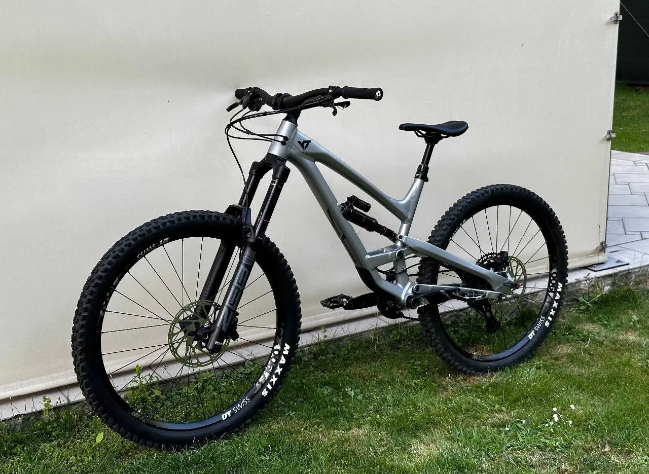 YT Capra 2022 (M розмір) фото 3