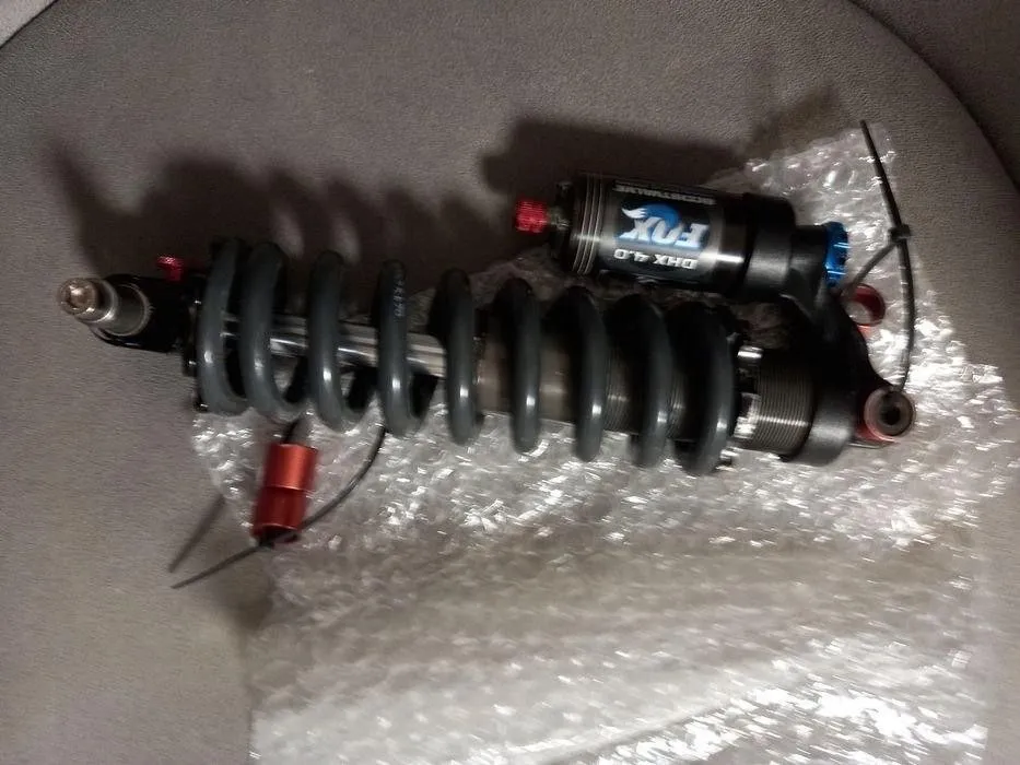 Задній амортизатор Fox DHX 4.0 фото 1