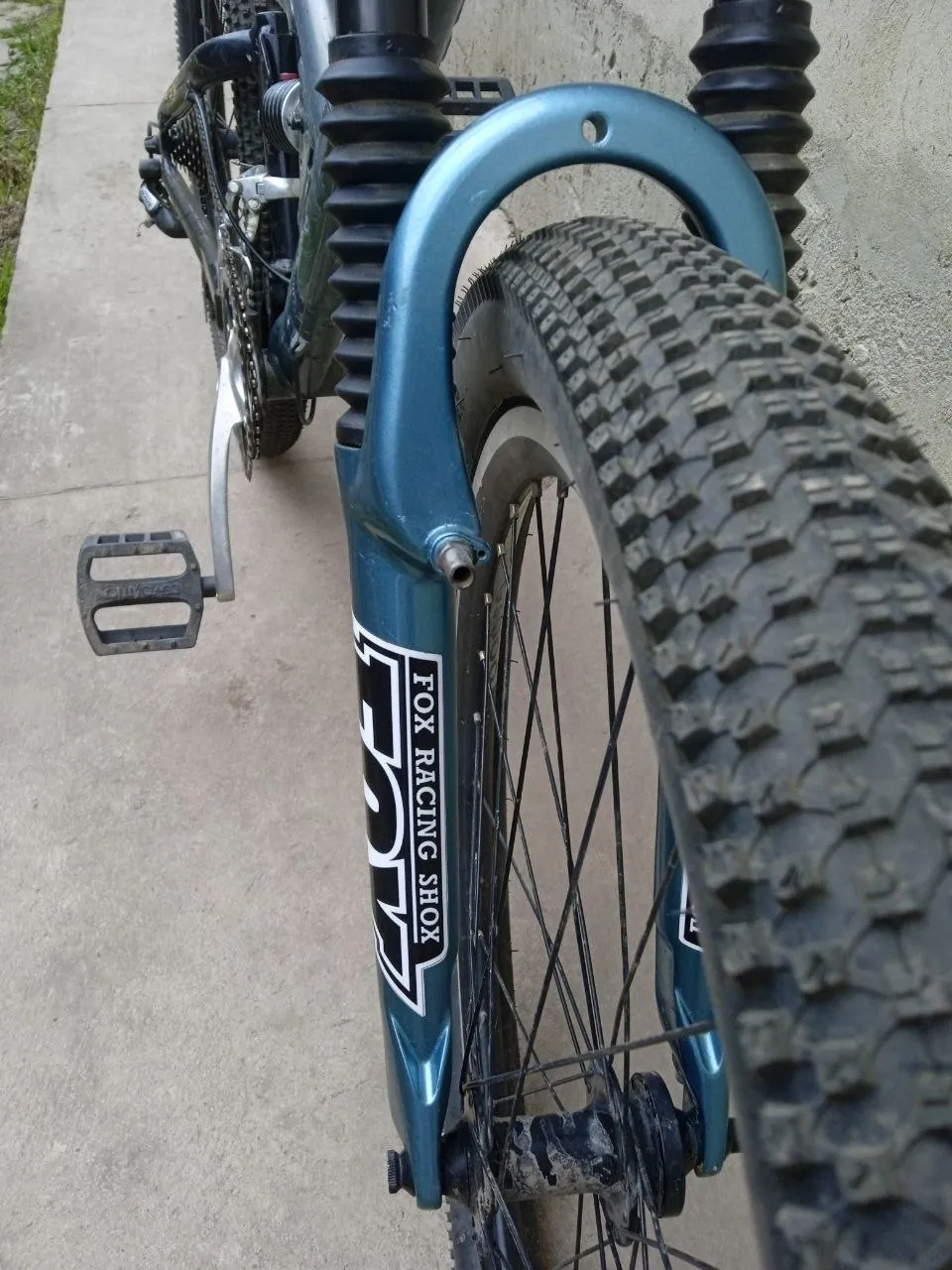 Вилка RockShox Jeb 120 хода фото 4