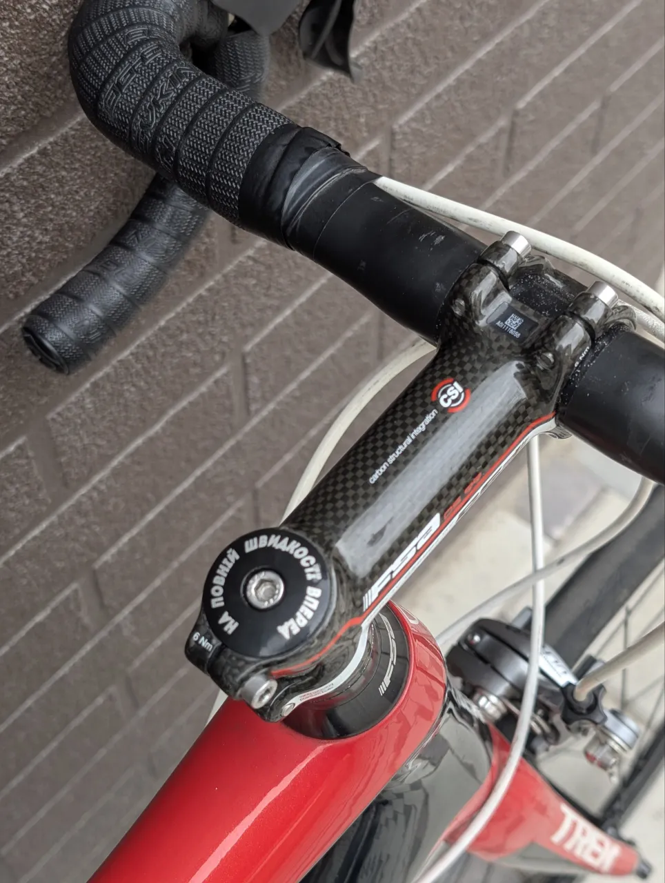 Велосипед Trek Madone 3.5 E2 карбоновий шосейний фото 7