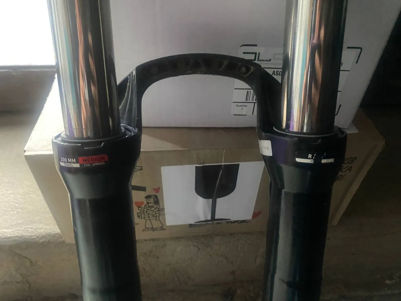 Вилка RockShox Domain 200mm, 2012 фото 3