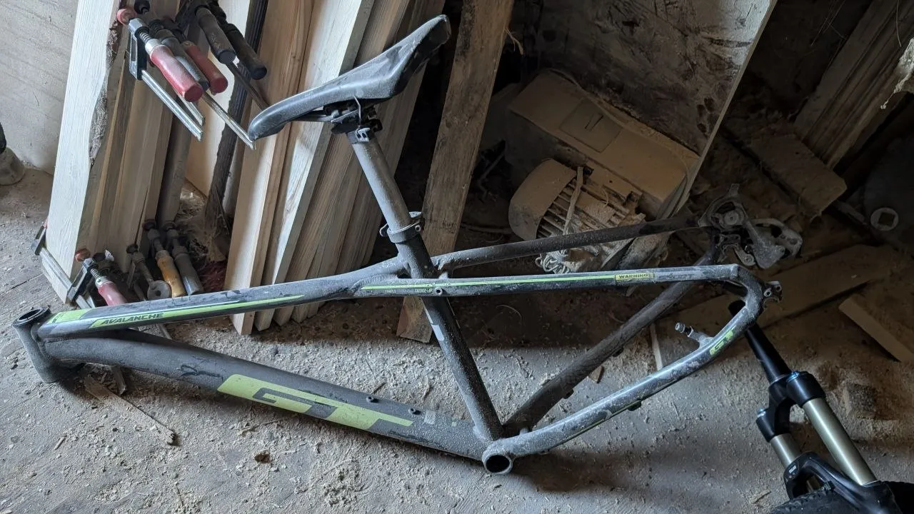 Рама GT Avalanche 27.5 + комплектуючі фото 1