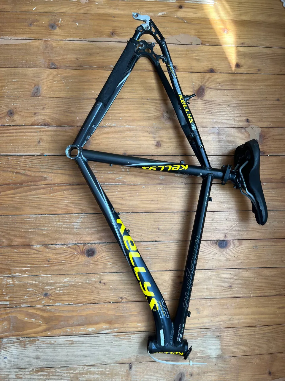 Рама Kellys XC крос-кантрійна 26" 19.5" фото 1