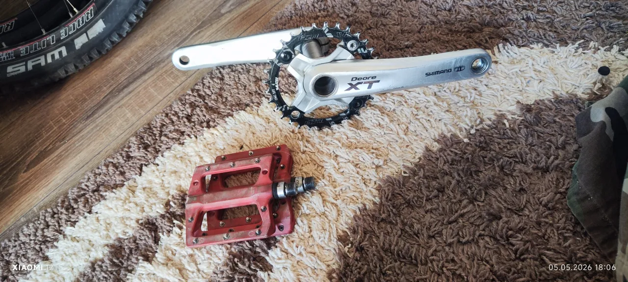 Шатуни Shimano Deore XT 32T + педалі фото 6