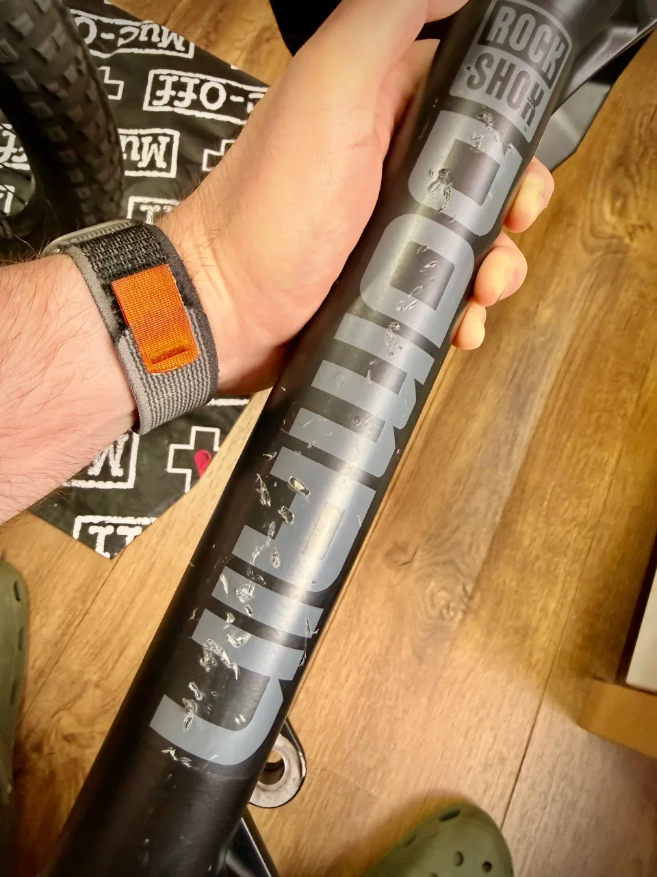 Передня вилка RockShox Domain 180 фото 5
