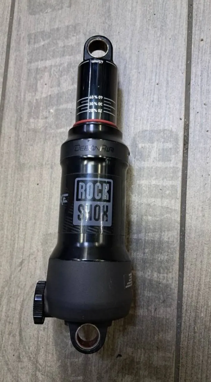 Амортизатор Rock Shox Deluxe 190x45 фото 3