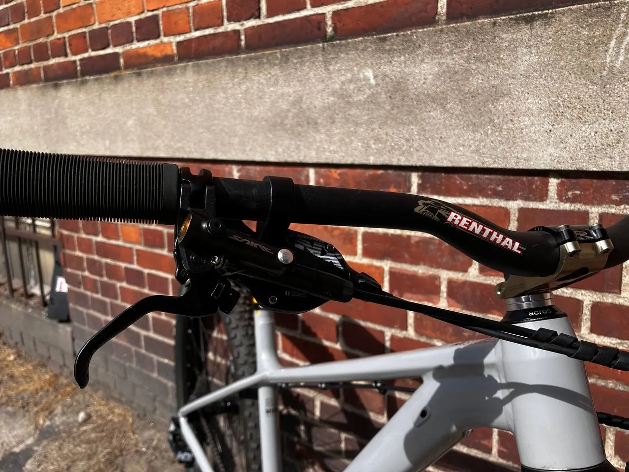 Canyon Stoic 3 2023 L з Öhlins RXF 34 фото 2