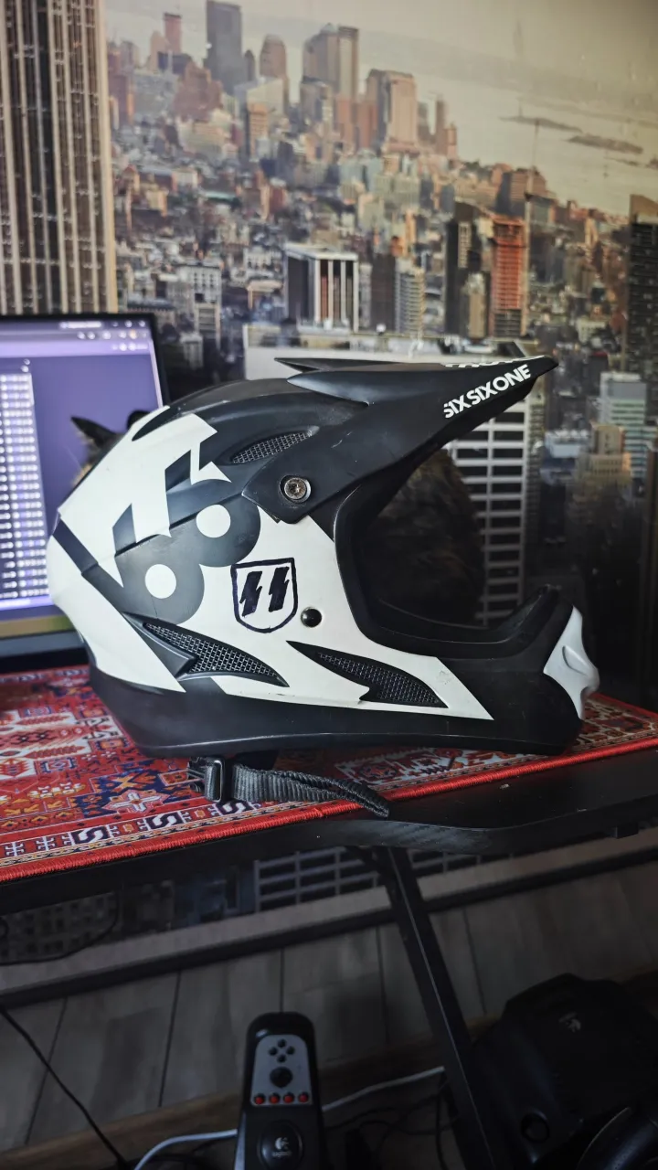 Шолом SixSixOne 661 Comp Helmet full-face White/Black фото 2