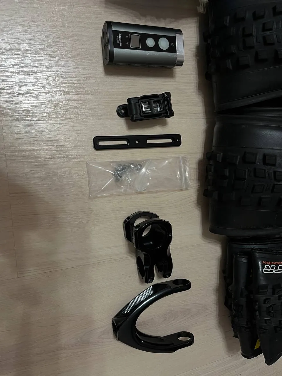 Карбон руль + винос + ротори Magura + мультитул та ін. фото 7