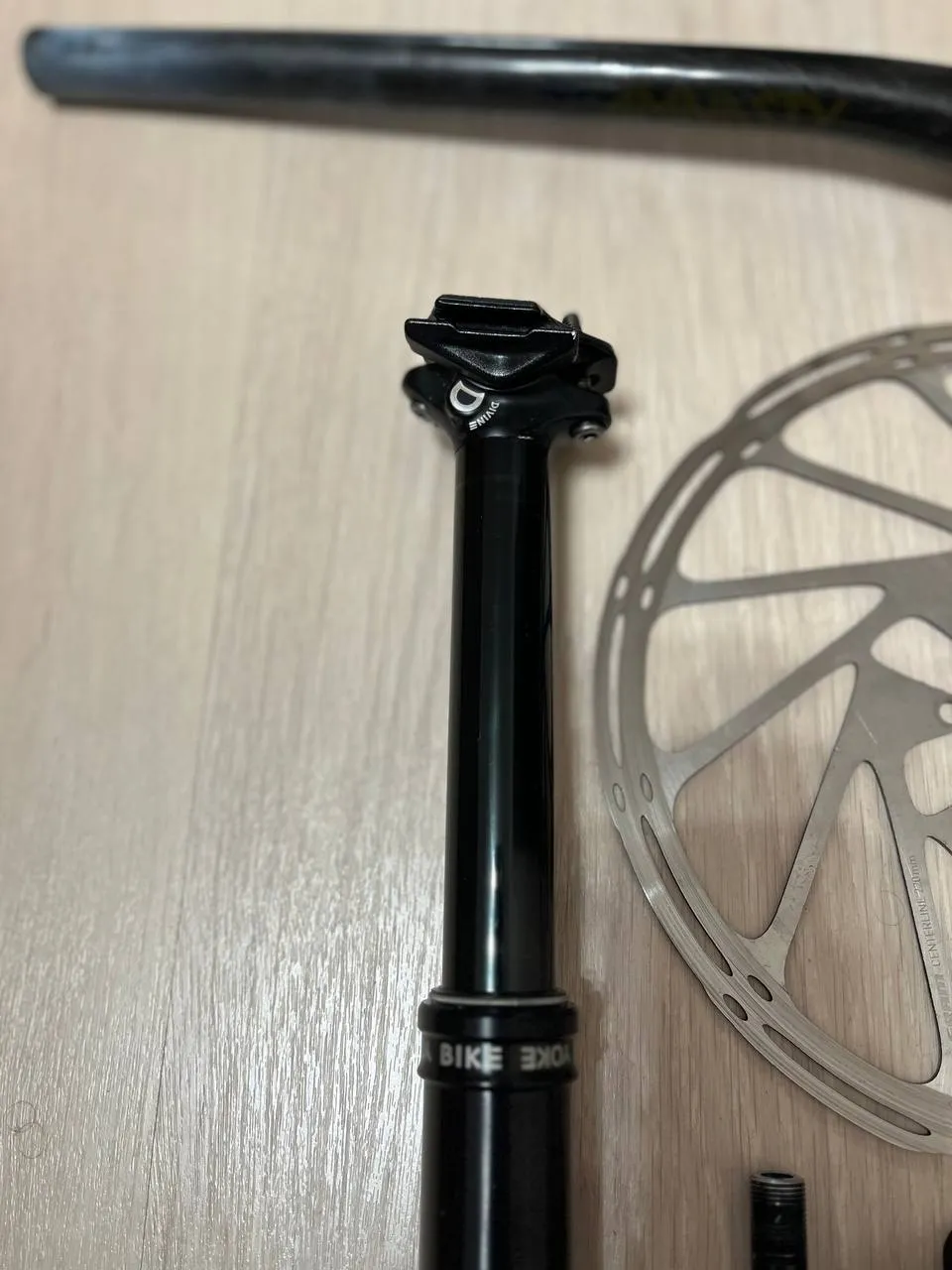 Карбон руль + винос + ротори Magura + мультитул та ін. фото 3