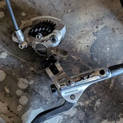 Гальма Shimano XT Deore гідравлічні