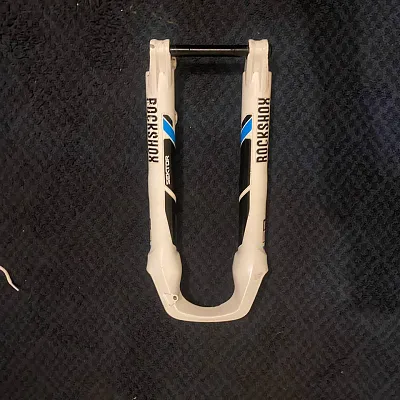 Вилка Rock Shox Sector 15/100