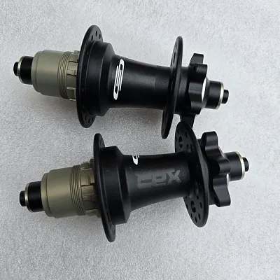 Задня втулка KT Q-lite 135x9 32h XD