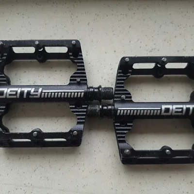 Педалі Deity Black Kat
