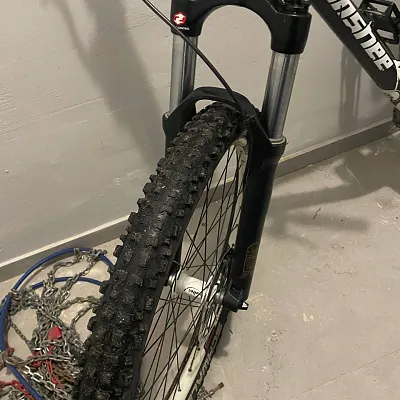 Вилка Rock Shox Domain RCT