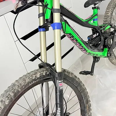Вилка RockShox Boxxer