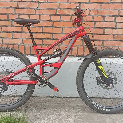 Карбоновий ендуро YT Industries Capra CF 27.5" S