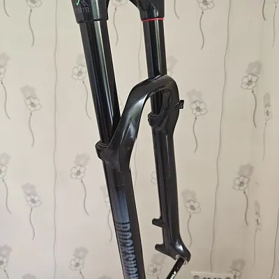Вилка RockShox 35 Gold RL 29" DebonAir Tapered Boost
