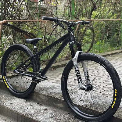 Велосипед Canyon Stitched 360 з Rock Shox Pike DJ