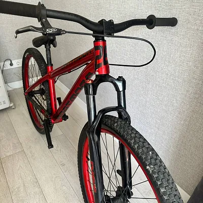 Dartmoor Gamer Intro 26 Dirt Bike Red Devil