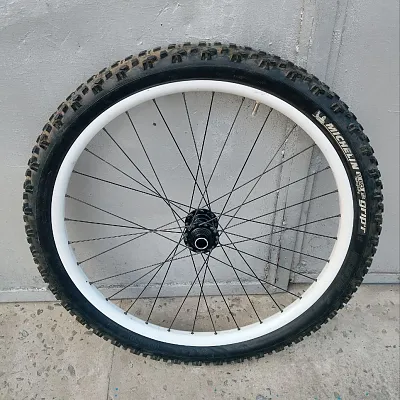 Колесо передне 26 Sun Rims Single Track + PIV + Michelin