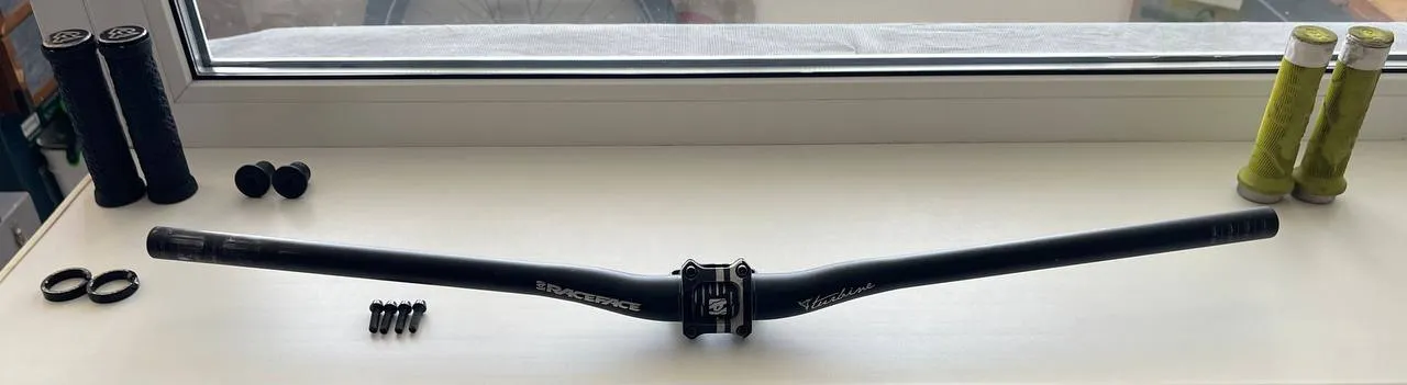 Race Face Turbine 760 мм + Production Privee винос + грипси