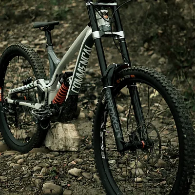 Велосипед Commencal Supreme DH V4 2022 L
