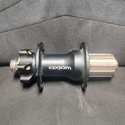 Втулка Axiom 150/12