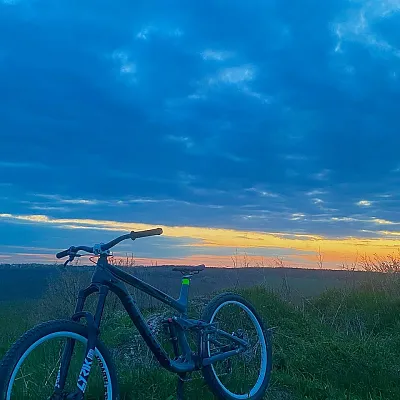 Transition Patrol + RockShox Lirik + Fox Float DPX2