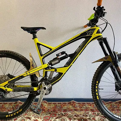 YT Capra Carbon 27.5 XL
