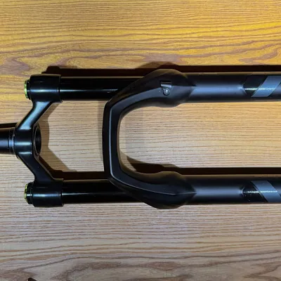 Вилка DVO Sapphire D1 29 140mm boost