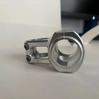 Винос Title ST1 Silver 35x35mm