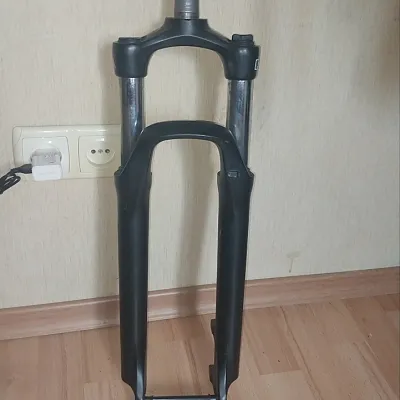Вилка SunTour XCM 30 27.5