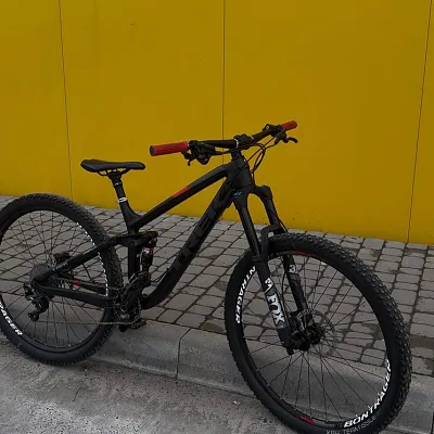 Велосипед ендуро Trek Fuel EX 8