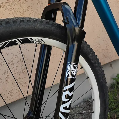 Rock Shox Yari RL вилка 27.5 95mm 15x110