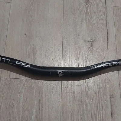 Wheelset DT Swiss M1900/X1900 29" + Вилка RockShox Lyrik RC2 + Руль Race Face Atlas