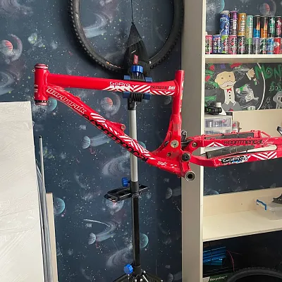 Рама Commencal Supreme DH 26/29