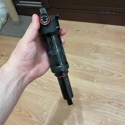 Rock Shox Deluxe Select 230x65