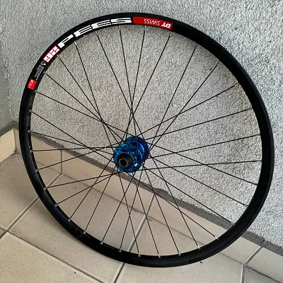 Колесо 26 Rock Shox Recon