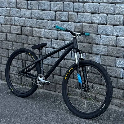 MTB dirt Octane One Zircus M