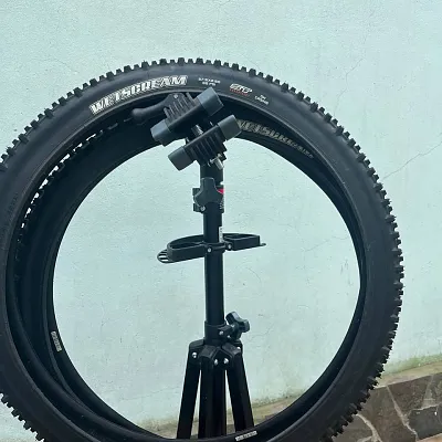Покришки Maxxis Wetscream