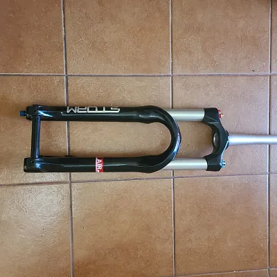 Вилка RST Storm 140mm