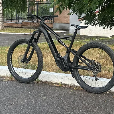 Електровелосипед Specialized Turbo Levo