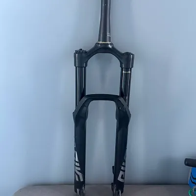 Вилка RockShox Pike Ultimate Charger 2.1 RC2 150mm 27.5